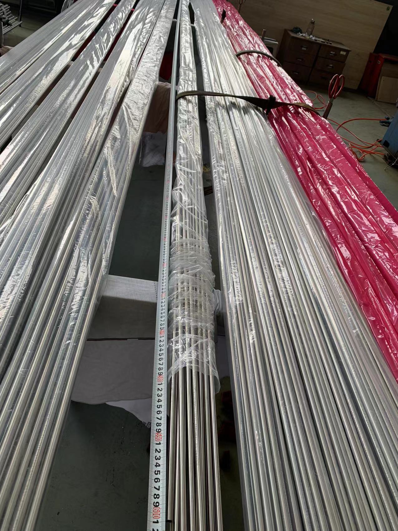 ASTM A269 En10216-5 Pickling BA Stainless Seamless Steel Pipe