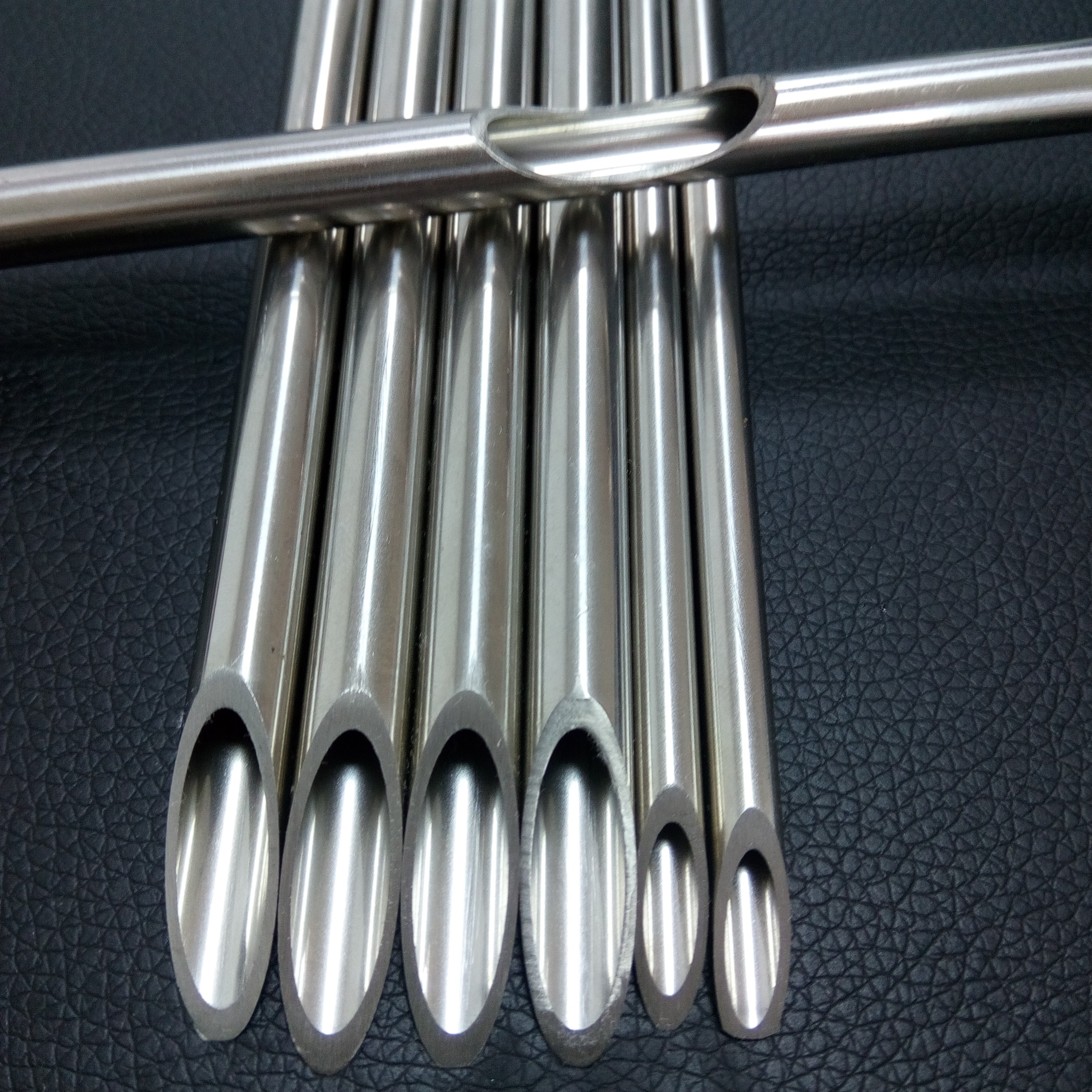 ASTM A789 Automotive Engineering Stainless Welded Steel Tube