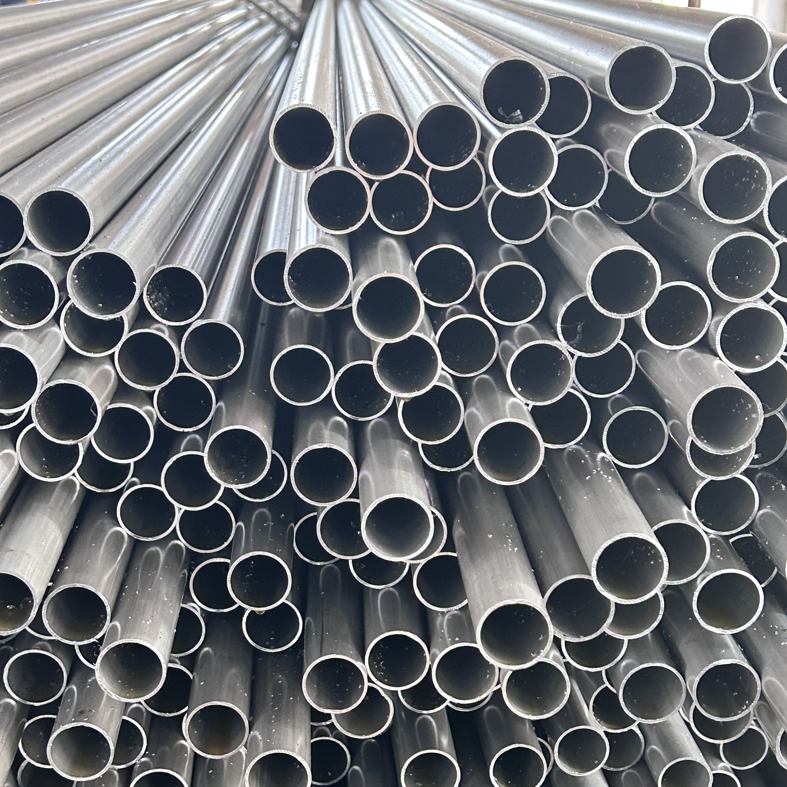 EN10305-2 EN10305-3 Cold Drawn Welded Precision Steel Tubes For Automotive